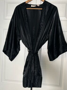 Vintage Victoria's Secret Black Satin Kimono Robe
